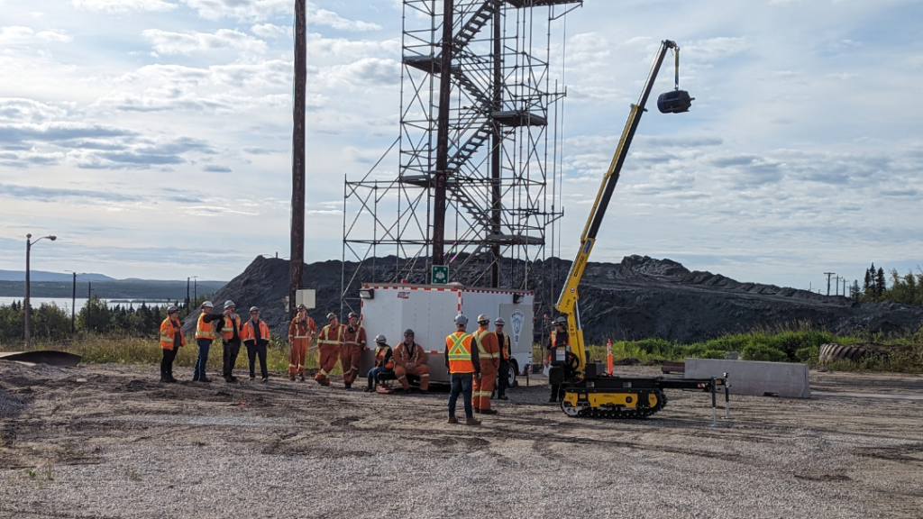 XC-30 all-terrain track carrier | Movex Innovation