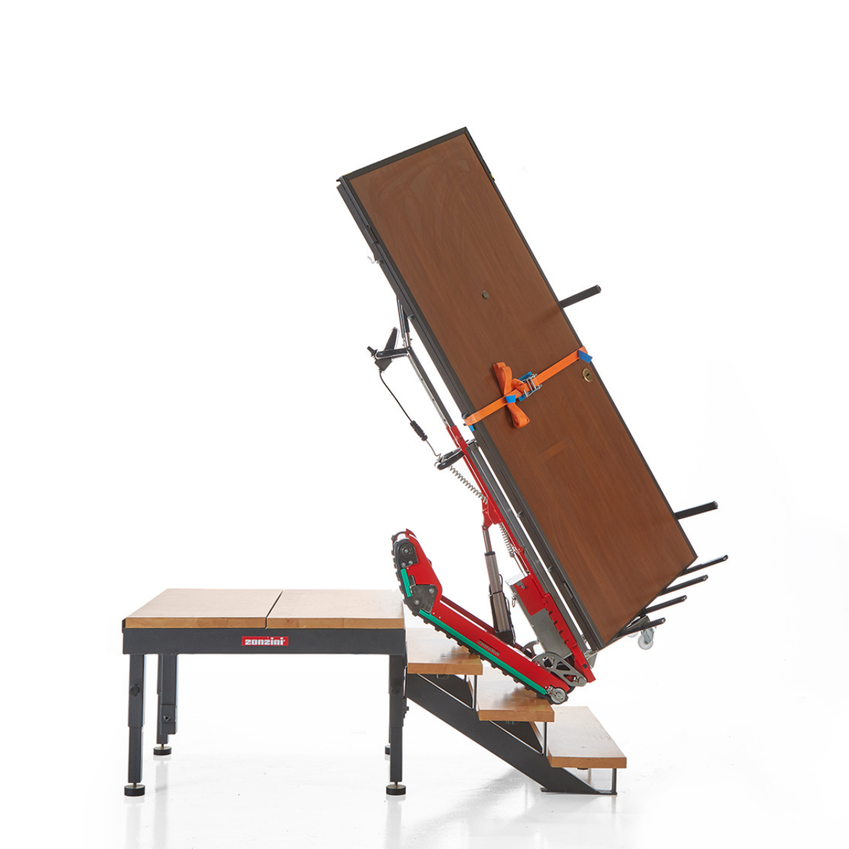 Skipper-Lift-Hand-Truck-in-Stairs
